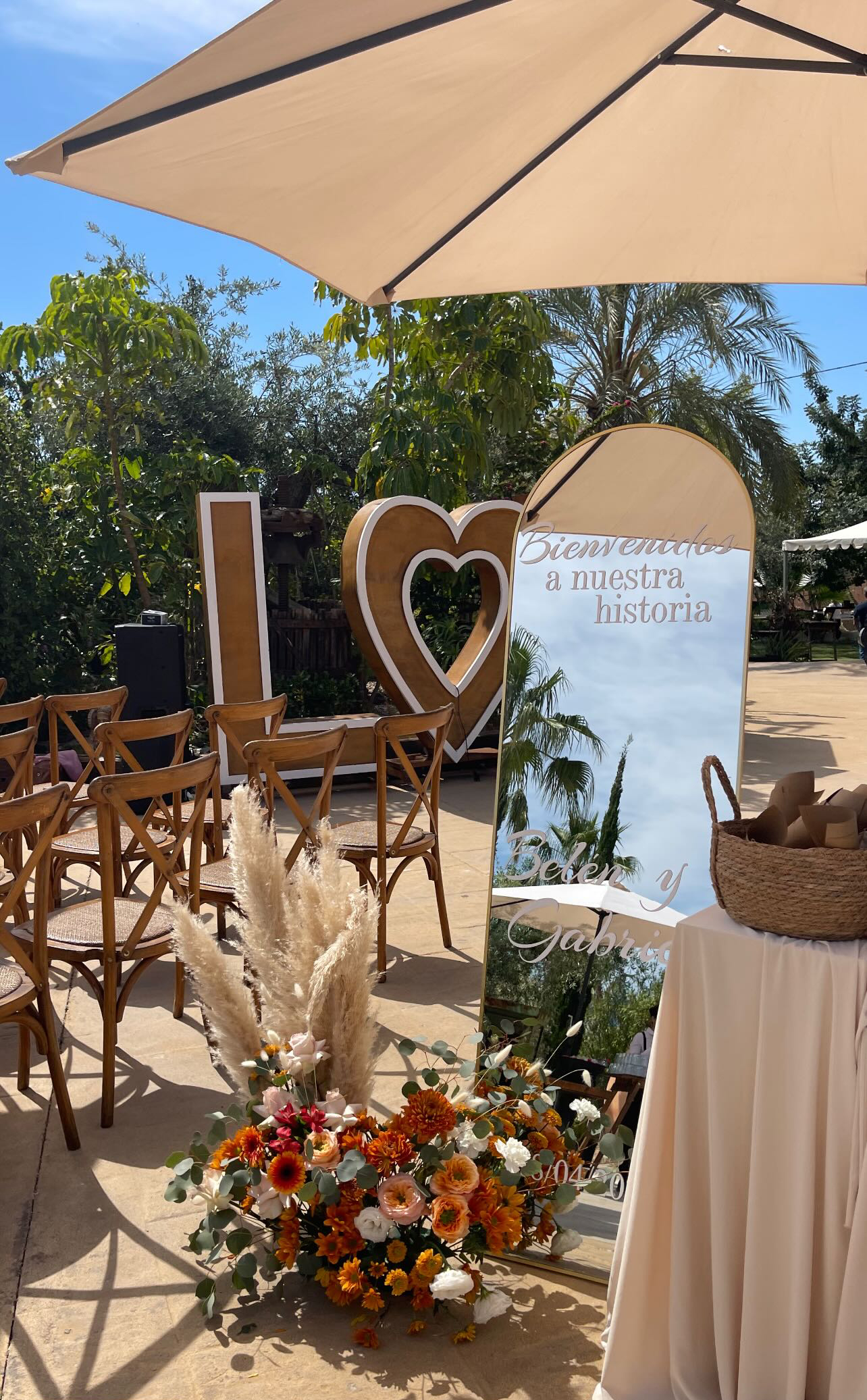 Boda romántica al aire libre